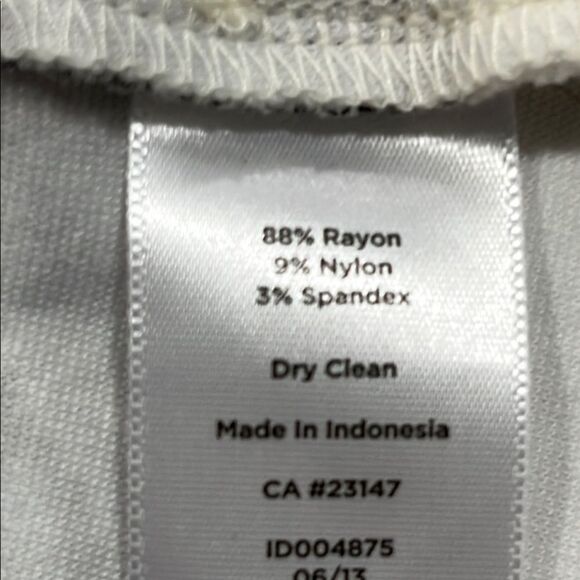 Talbots Black and White Lace Printed With bottom tail Back Zipper - Picture 8 of 9